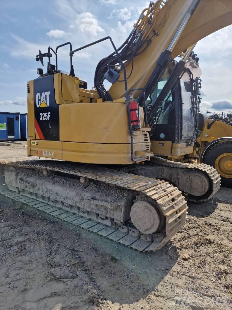 CAT 325 F Bandgrävare