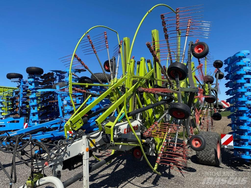 CLAAS Liner 4000 Vändare och luftare