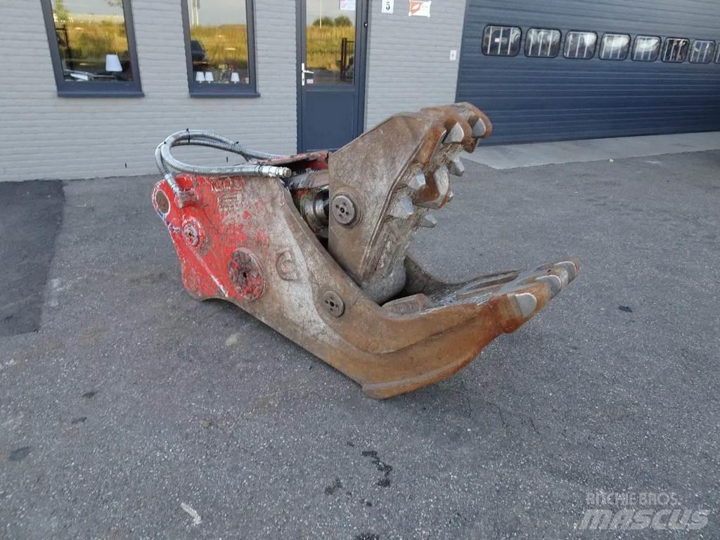 Okada OSC83V Asfaltsskärare