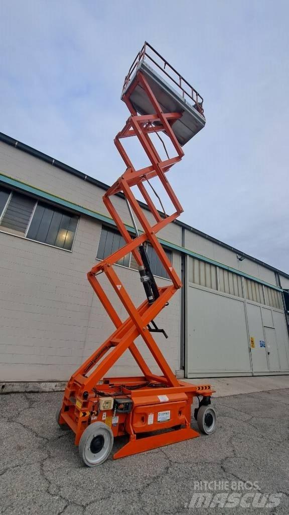 JLG 2646 ES Saxliftar