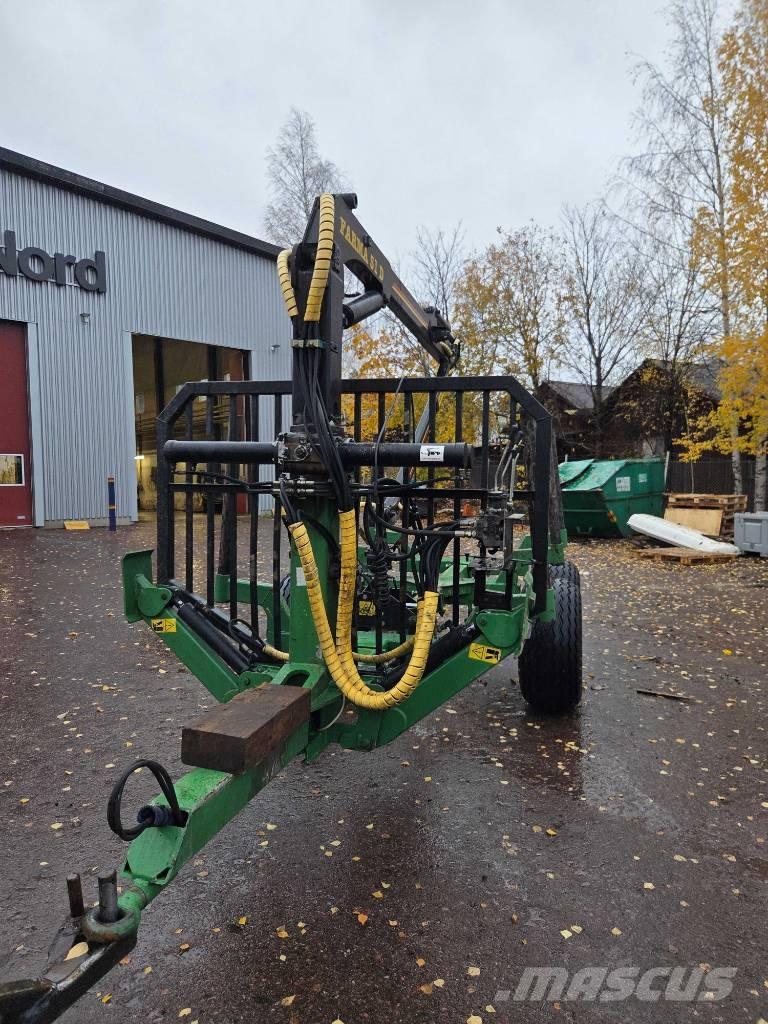 Farma 8T Skogsvagnar