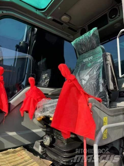 Volvo EC 240 Bandgrävare