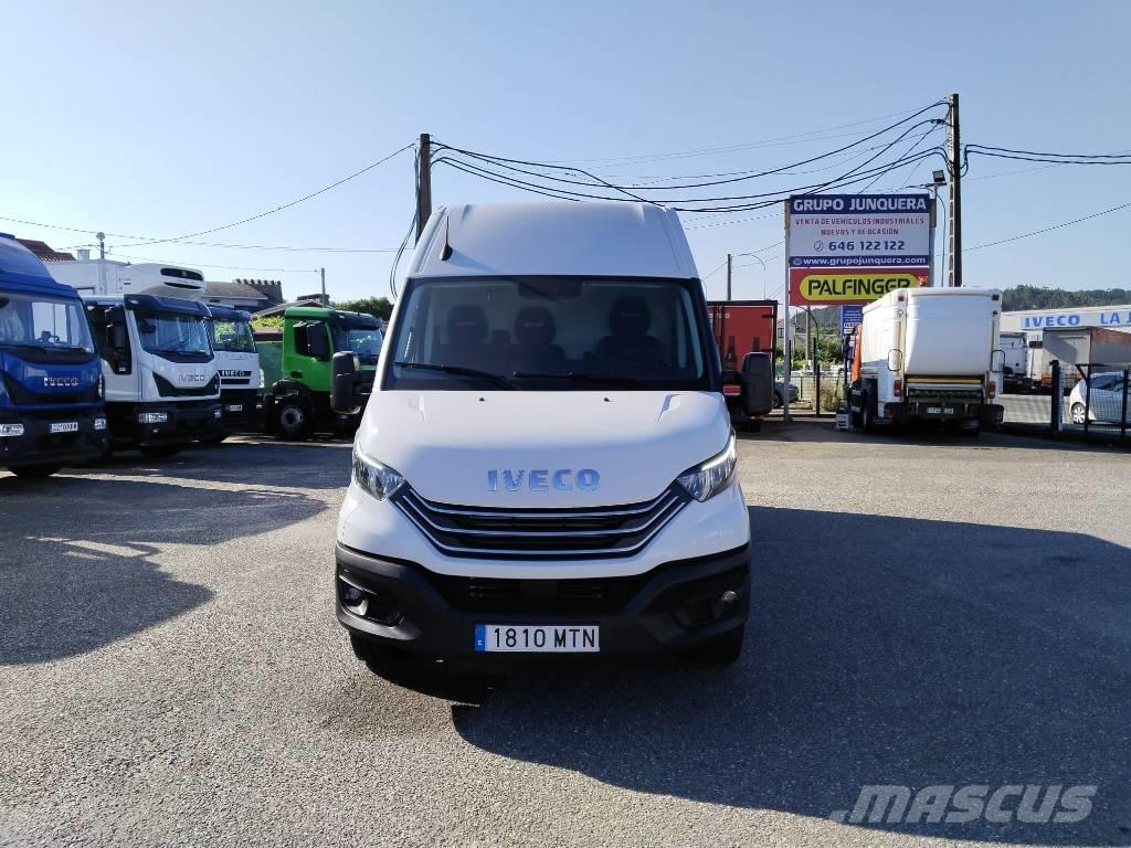 Iveco Daily 35 S12 Lätta lastbilar