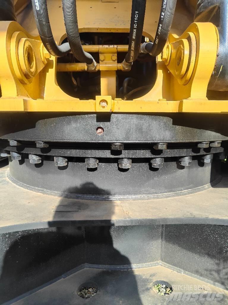 CAT 330 D Bandgrävare