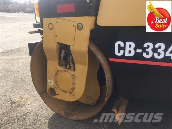 CAT CB 334 D Tvåvalsvältar
