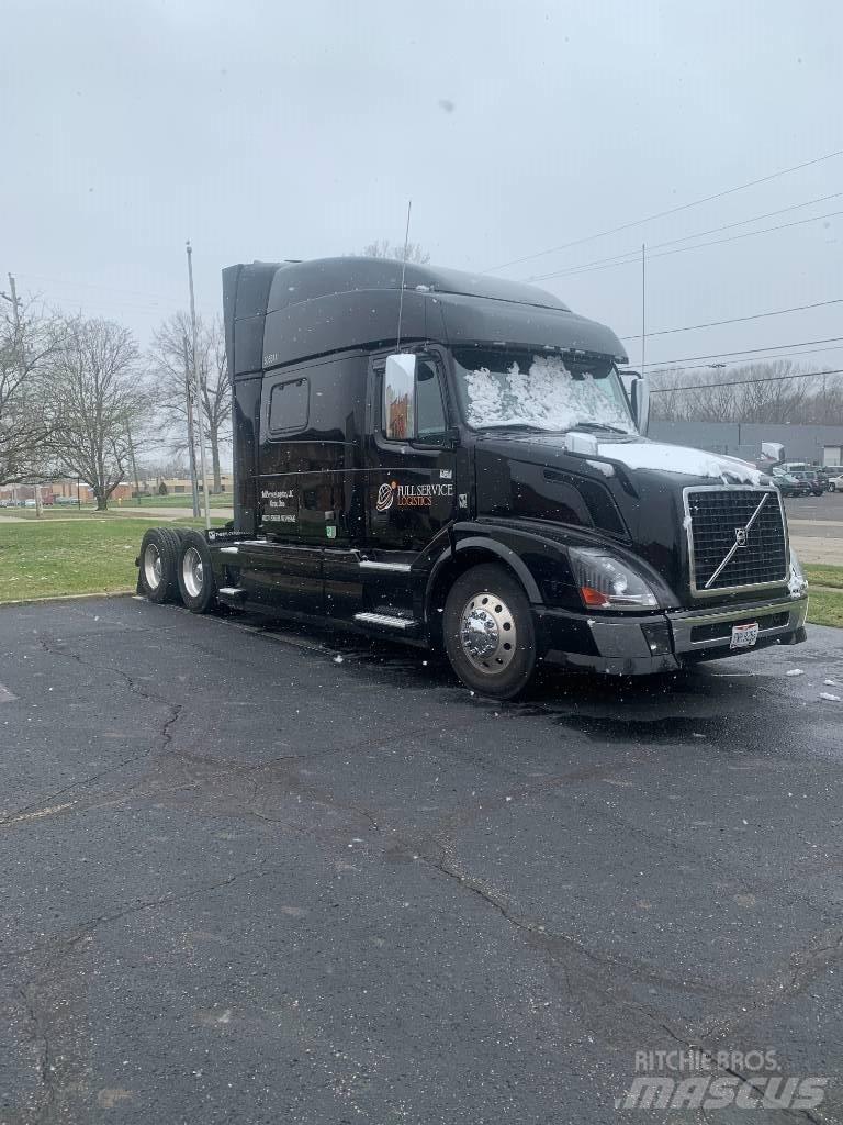 Volvo VNL730 Dragbilar