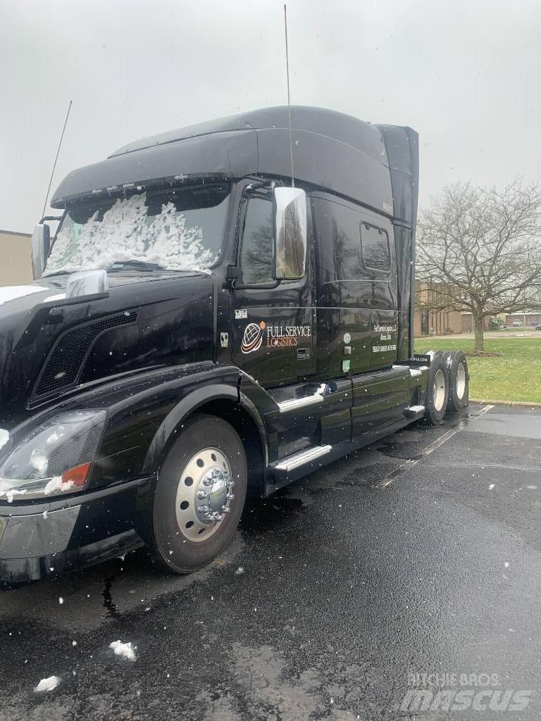 Volvo VNL730 Dragbilar