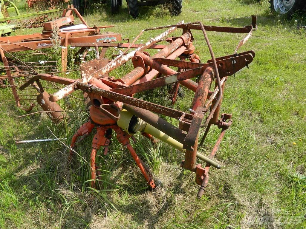 Kuhn 3.2 Vändare och luftare