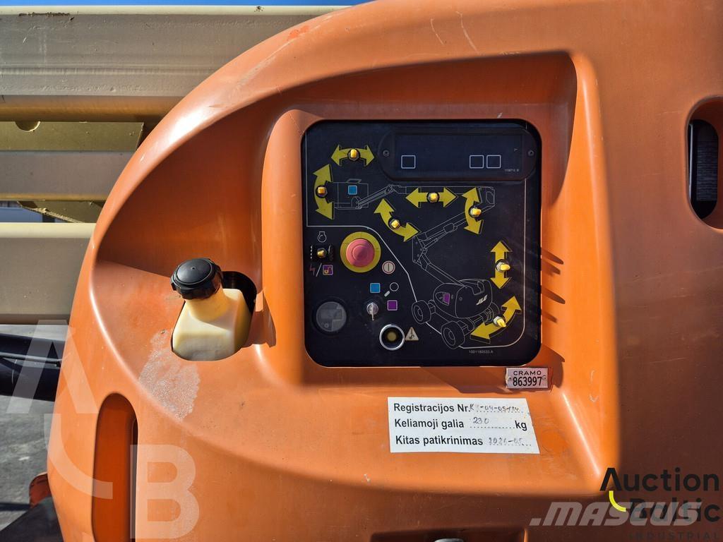 JLG 450 AJ Bomliftar