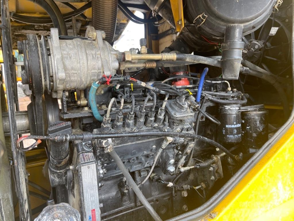 Komatsu WA 270-3 Hjullastare