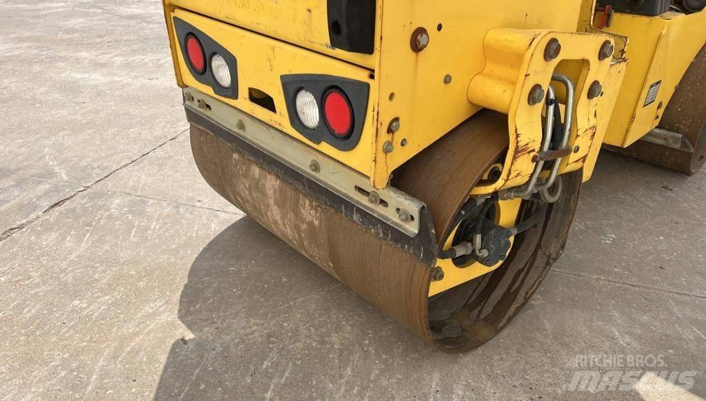 Bomag BW 100 AD M-5 Tvåvalsvältar