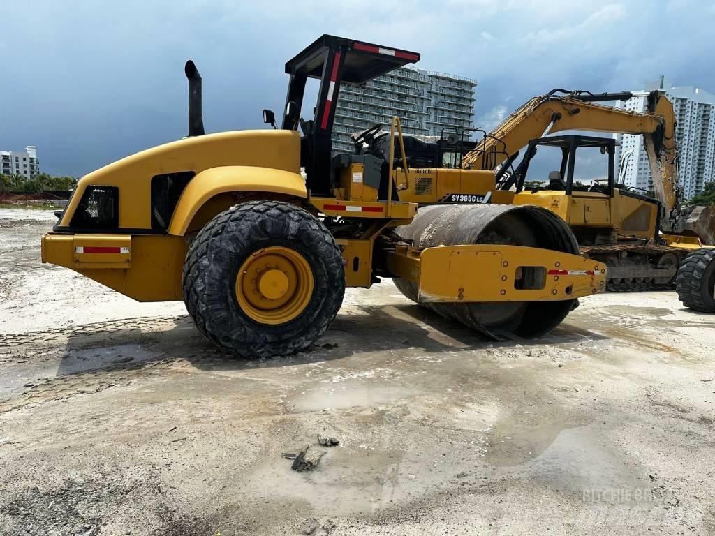 CAT CS 563 E Kombivältar