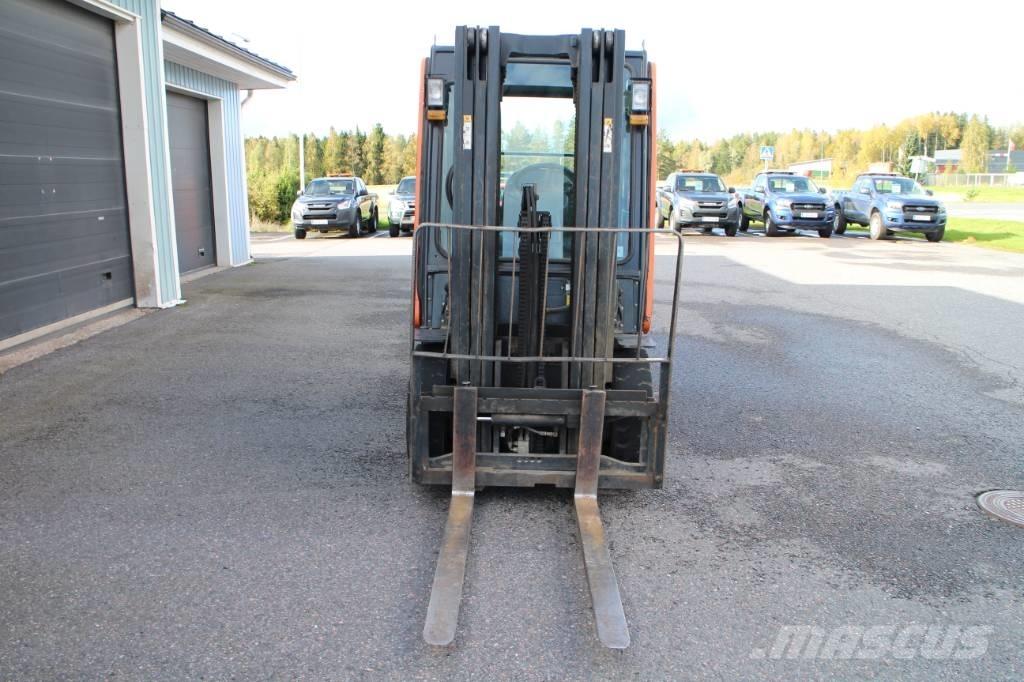 Doosan D 25 S Dieselmotviktstruckar