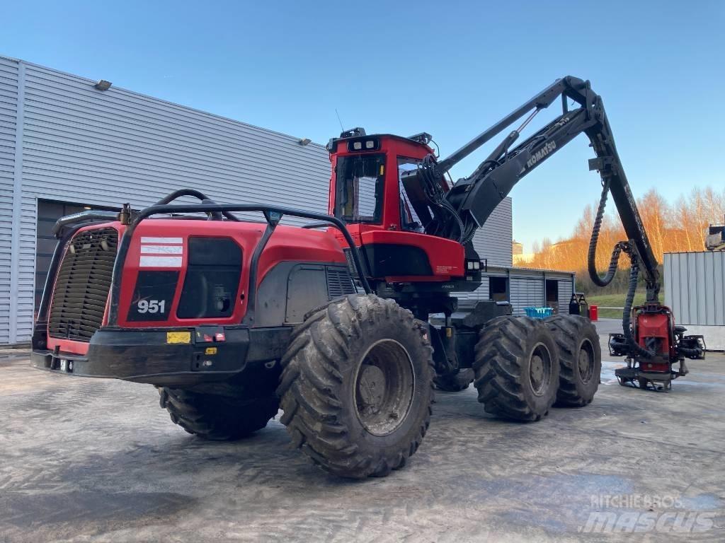 Komatsu 951 Skördare