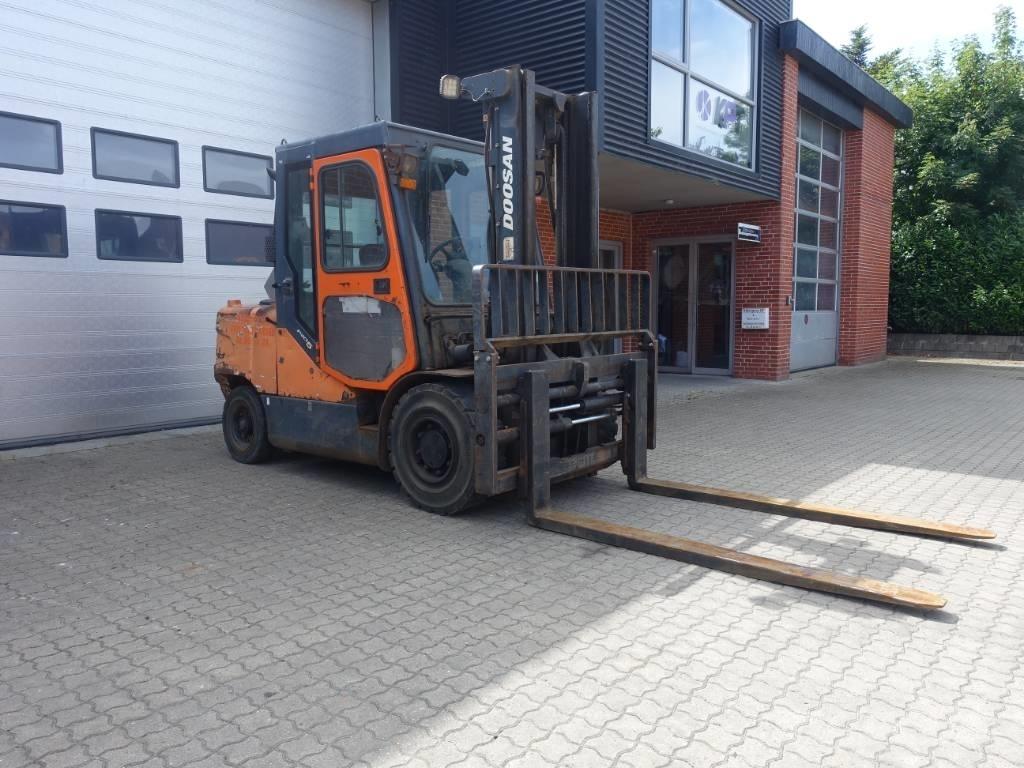 Doosan D 55 C-5 Dieselmotviktstruckar