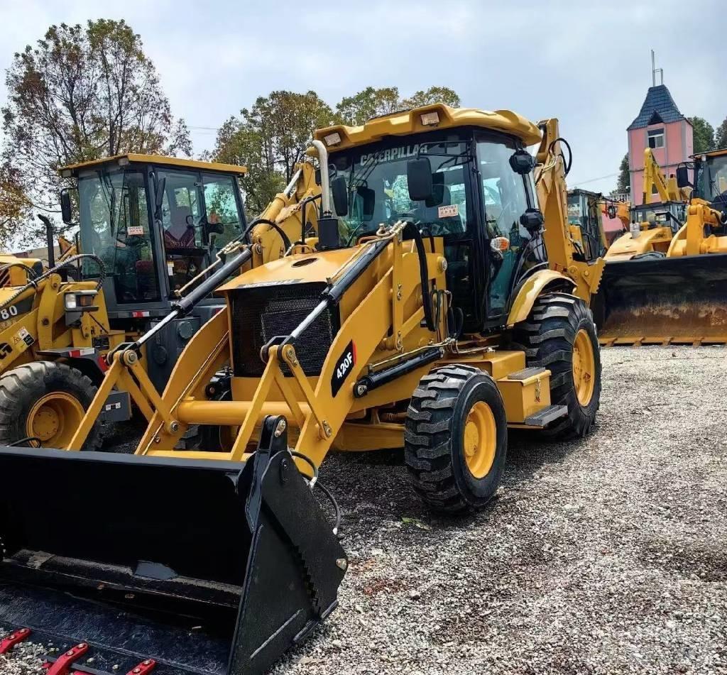 CAT 420 F Grävlastare