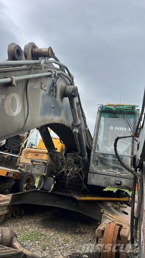Volvo EC 360 L Hjulaxlar