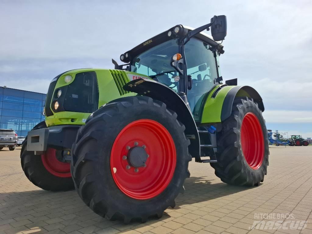 CLAAS Arion 440 CIS Traktorer