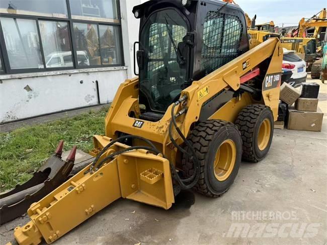 CAT 246 D Kompaktlastare