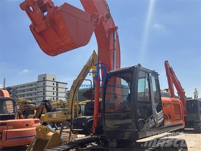 Hitachi ZX 240-3 Bandgrävare