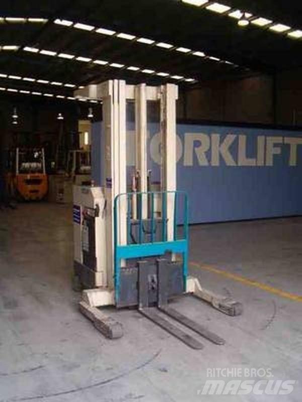 Crown 35RRTT210 Skjutstativtruck