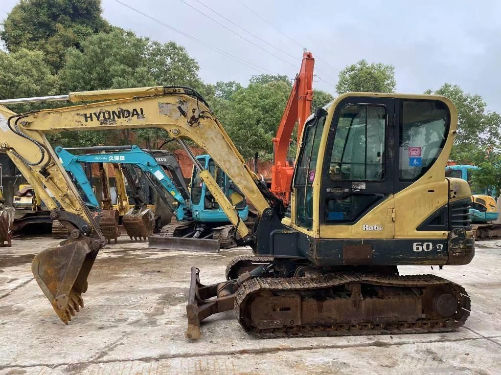 Hyundai R60-9 Bandgrävare