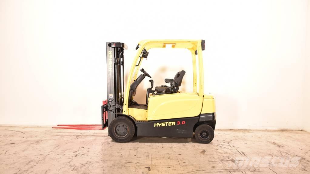 Hyster J3.0XN Elmotviktstruckar