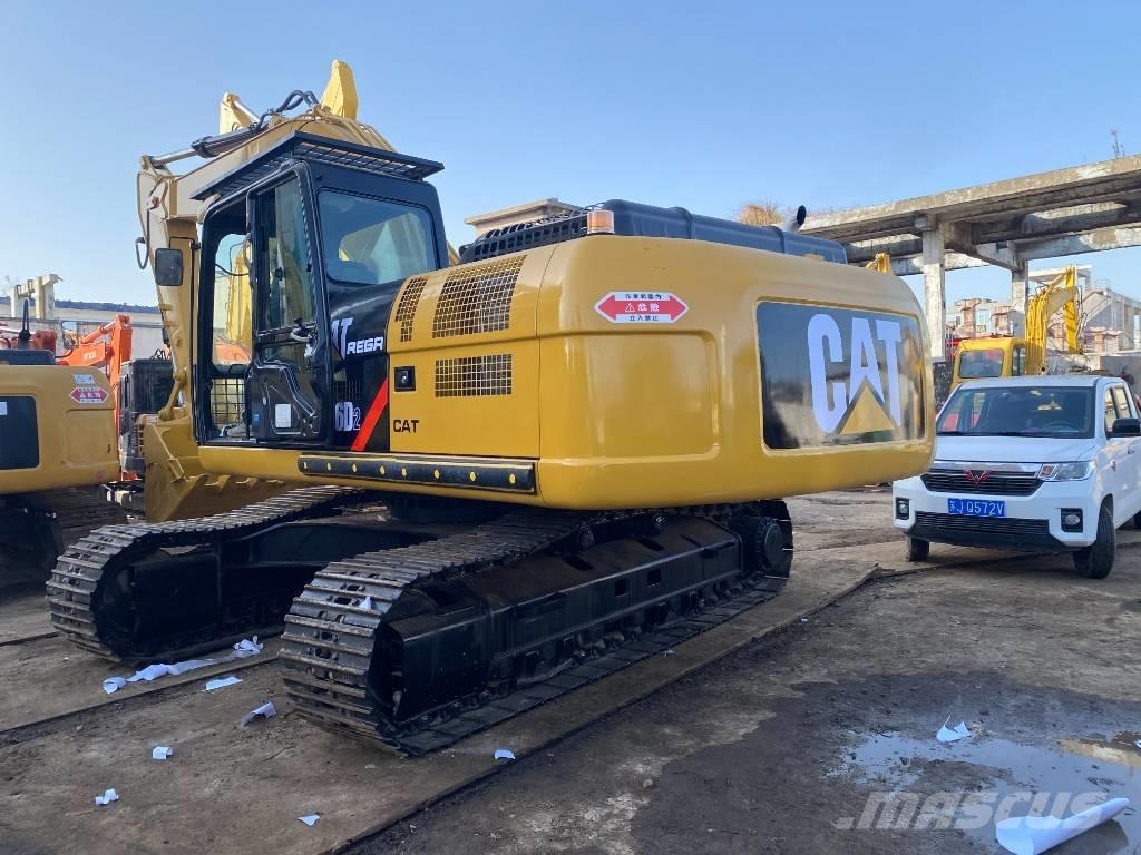 CAT 326D2L Bandgrävare