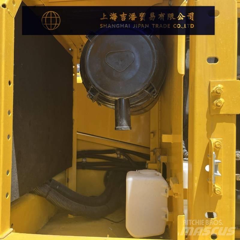 Komatsu PC 210 Bandgrävare