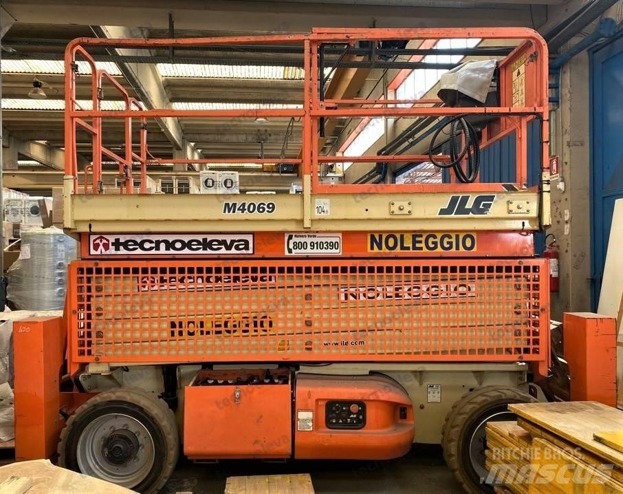 JLG M 4069 Saxliftar