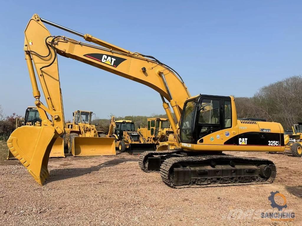 CAT 325 CL Bandgrävare