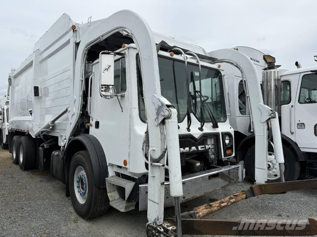 Mack MRU 613 Sopbilar