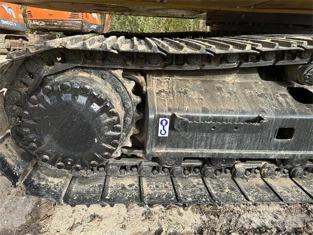 CAT 320D Bandgrävare