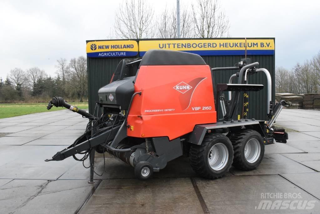 Kuhn VBP 2160 Rundbalspressar
