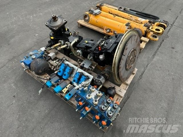 Liebherr L 538 Hydraulik