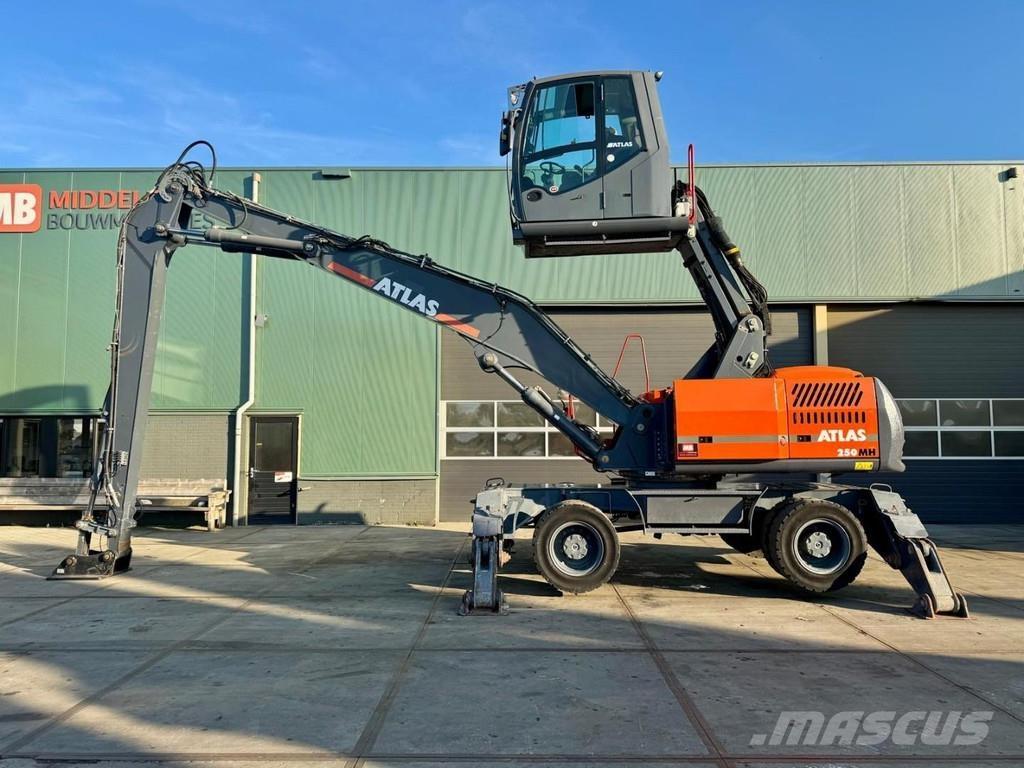 Atlas 250 MH Avfalls / industri hantering