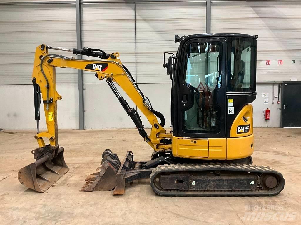 CAT 303 E Bandgrävare