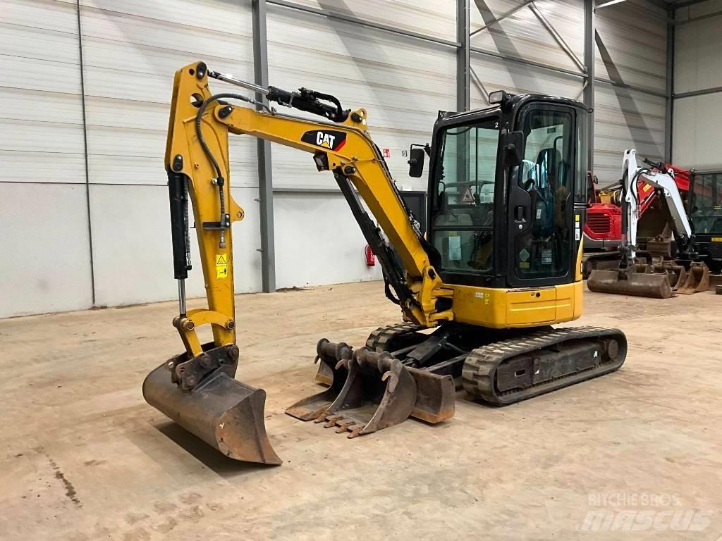 CAT 303 E Bandgrävare