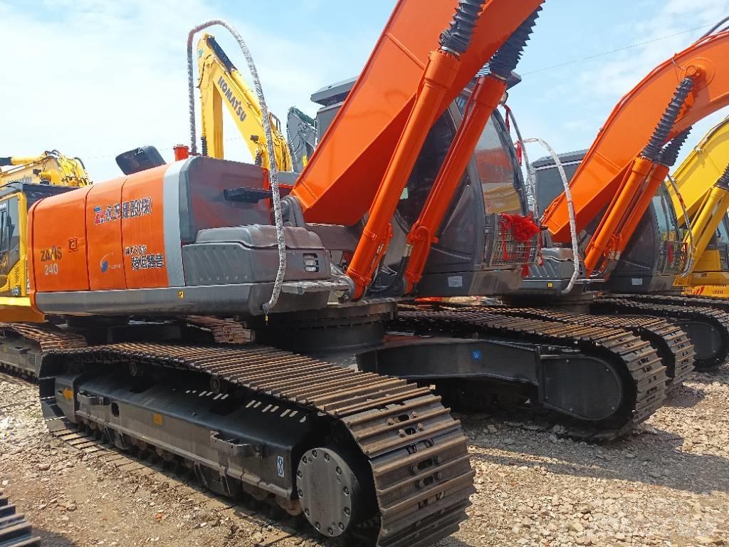 Hitachi ZX 240 Bandgrävare