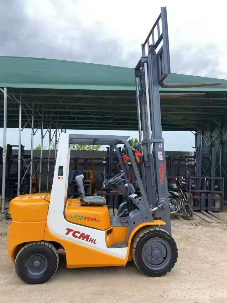 TCM FD 30 Dieselmotviktstruckar
