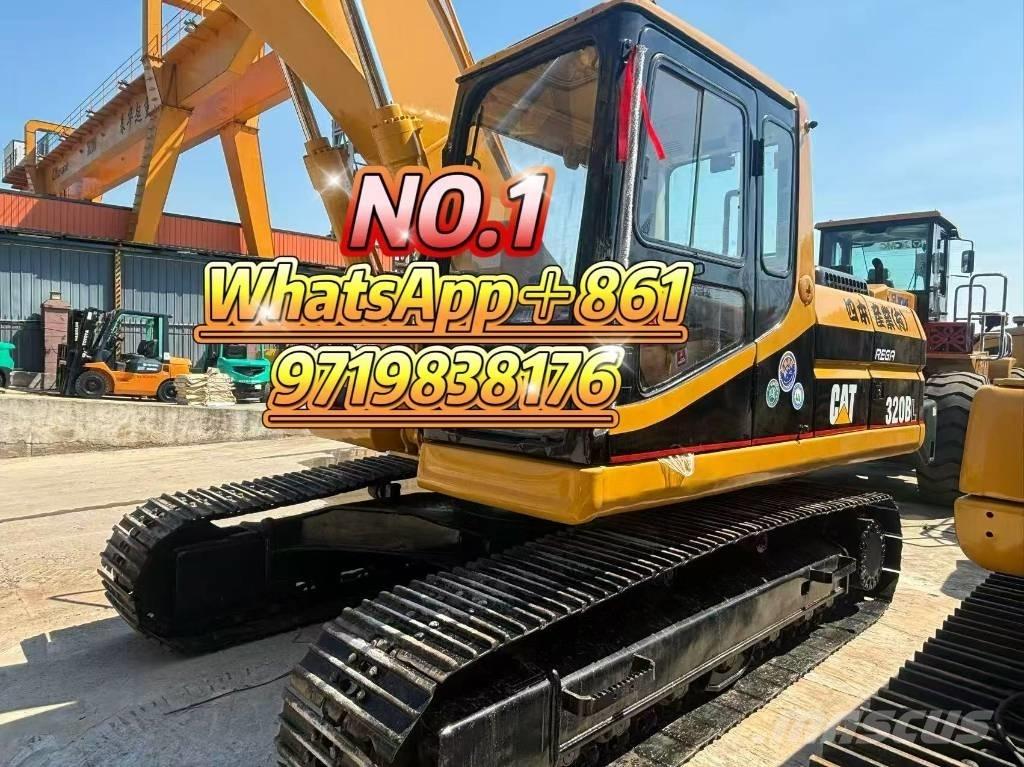 CAT 320 B L Bandgrävare