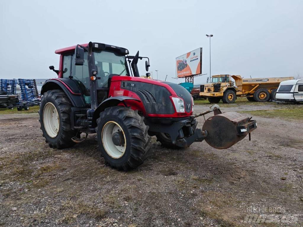 Valtra T 193 Traktorer