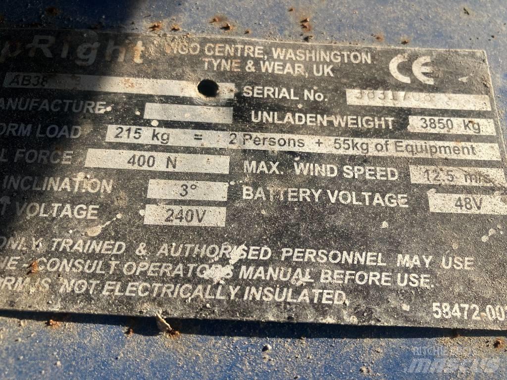 UpRight AB38N Bomliftar