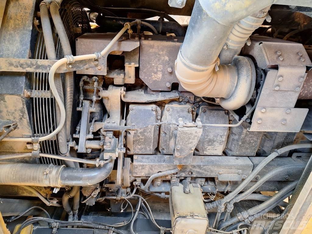 Komatsu HD605-7EO Gruvtruck