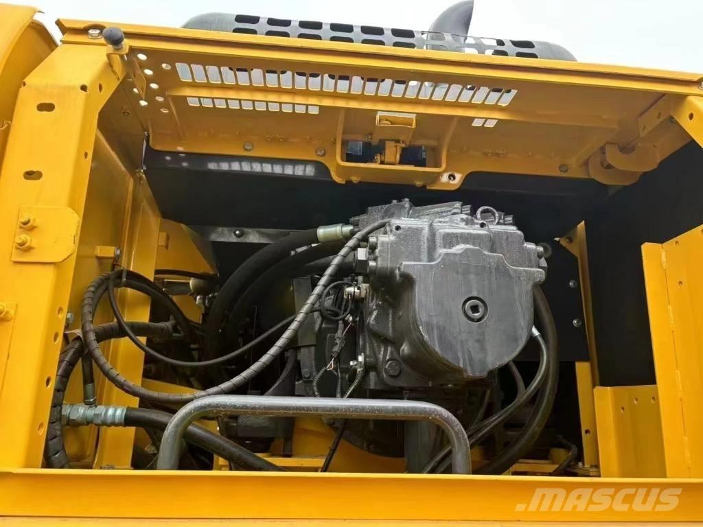 Komatsu 400-7 Bandgrävare