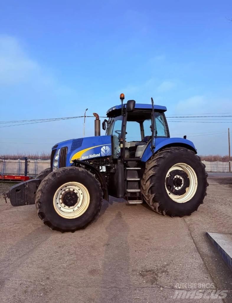 New Holland T 8030 Traktorer