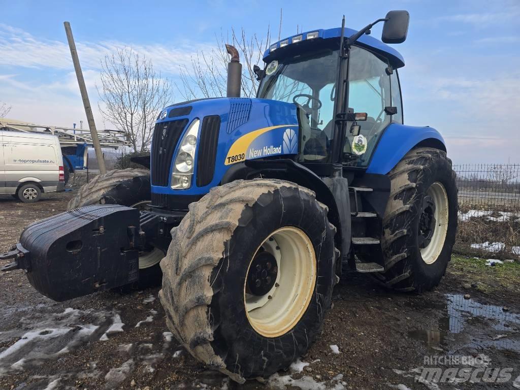 New Holland T 8030 Traktorer
