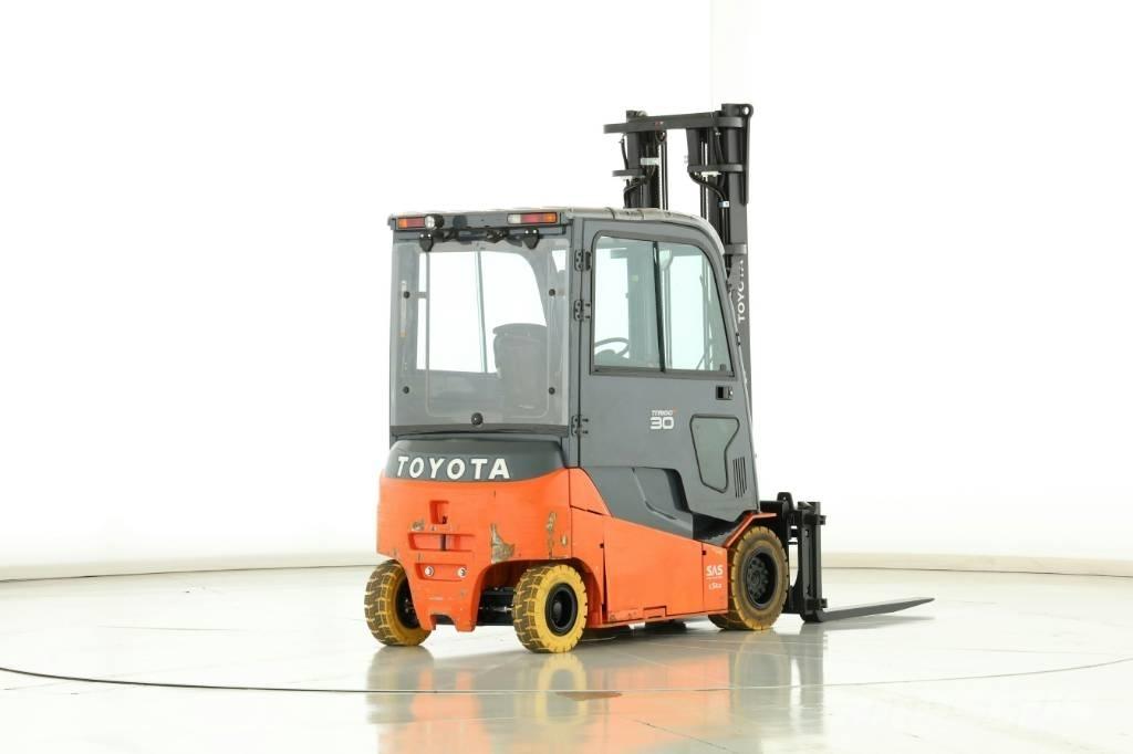 Toyota 8 FBMT 30 Elmotviktstruckar
