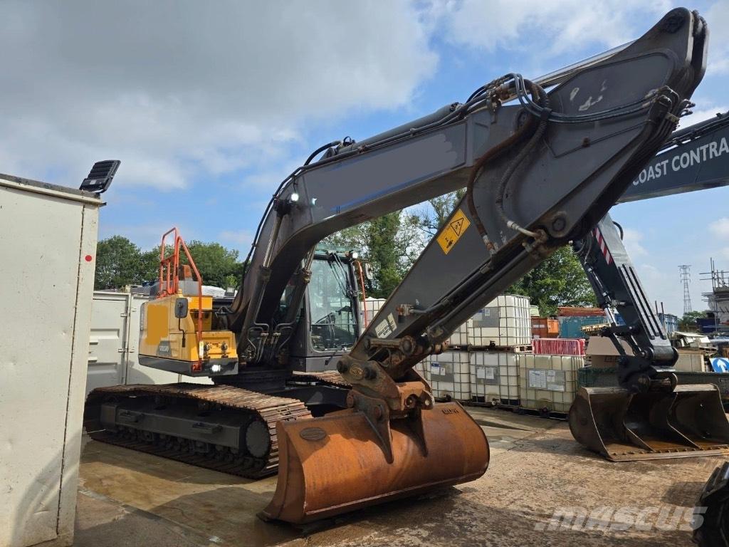 Volvo EC 220EL Bandgrävare