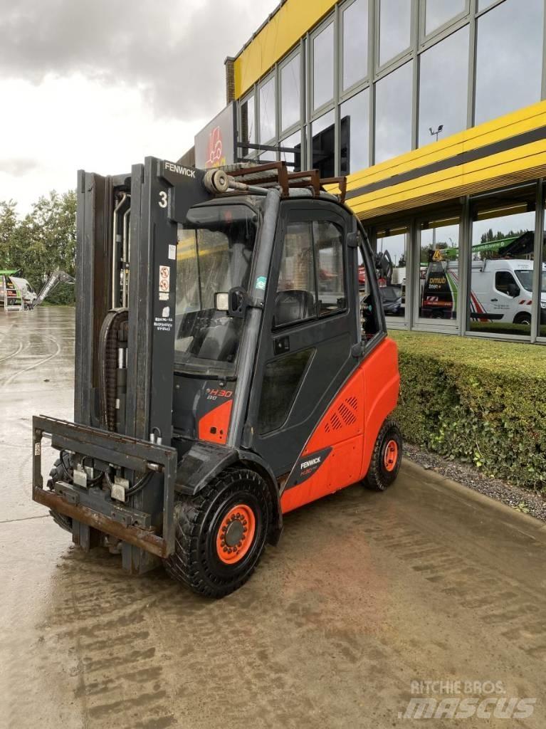 Linde H30CNG-02 Gasolmotviktstruckar
